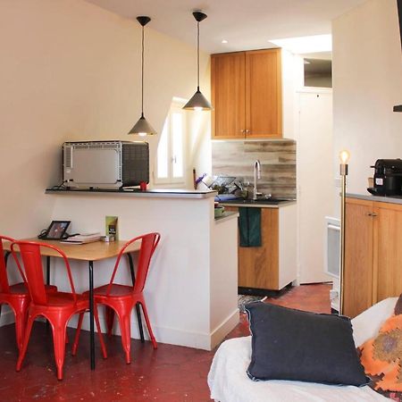 Apartment In The Center Of Париж Экстерьер фото